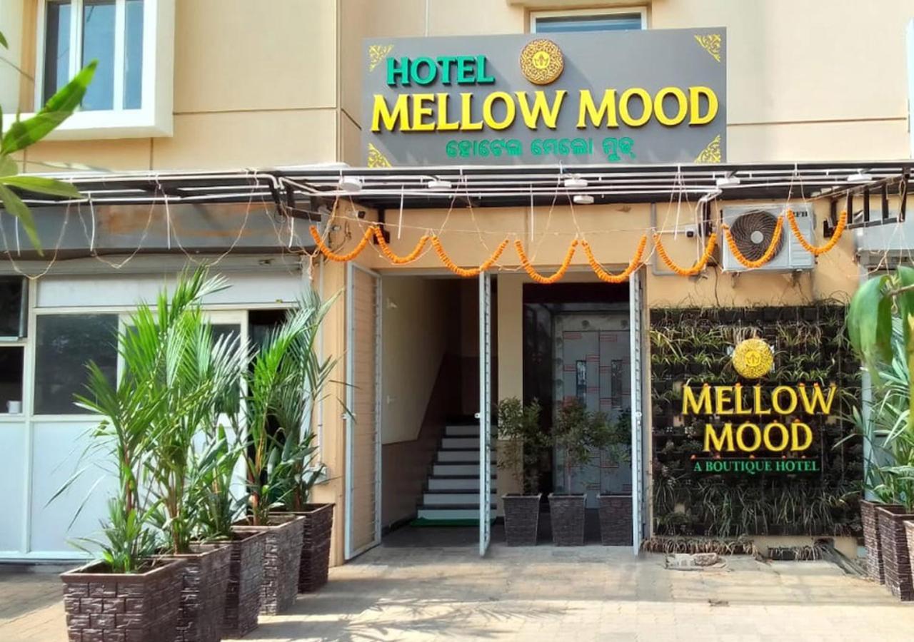Hotel Mellow Mood บูบันเนสชวาร์ ภายนอก รูปภาพ
